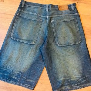 CULTURE DENIM JEANS SHOT